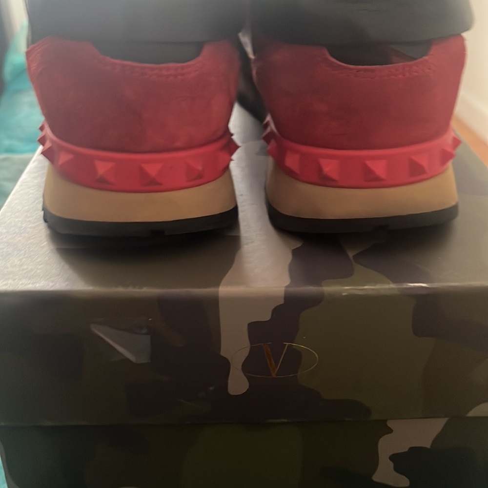 Valentino Sneakers - Picture 6 of 14